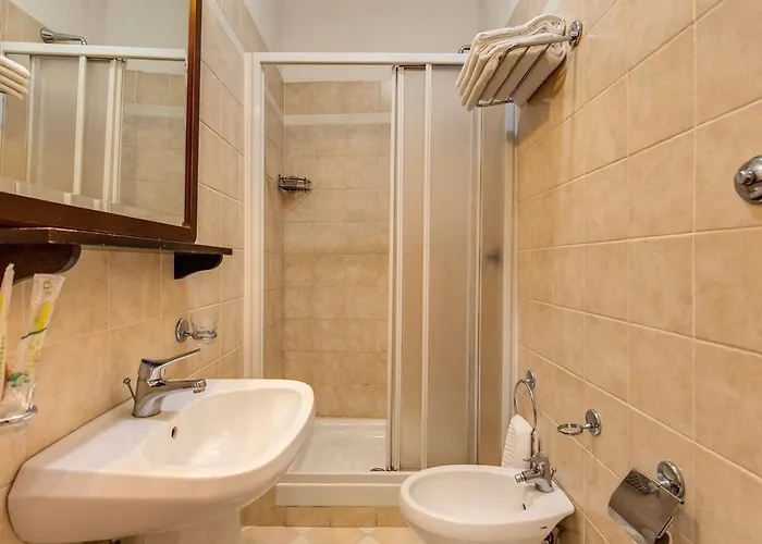 Hotel New Albatros Checkin Portafortuna Guesth House Rom